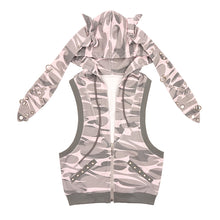 Load image into Gallery viewer, RIVET HOODED TANK

