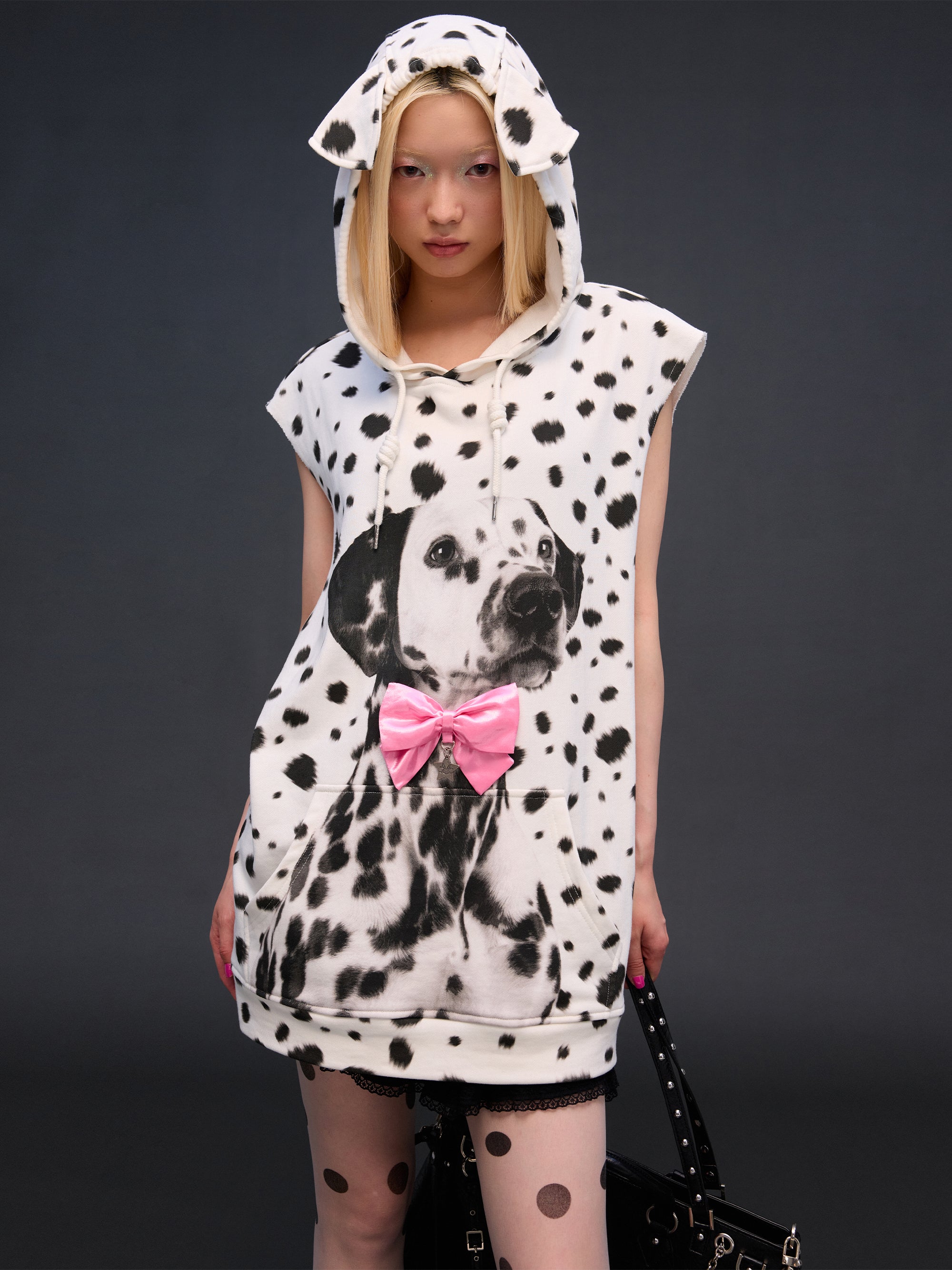 DALMATIAN SLEEVELESS HOODIE