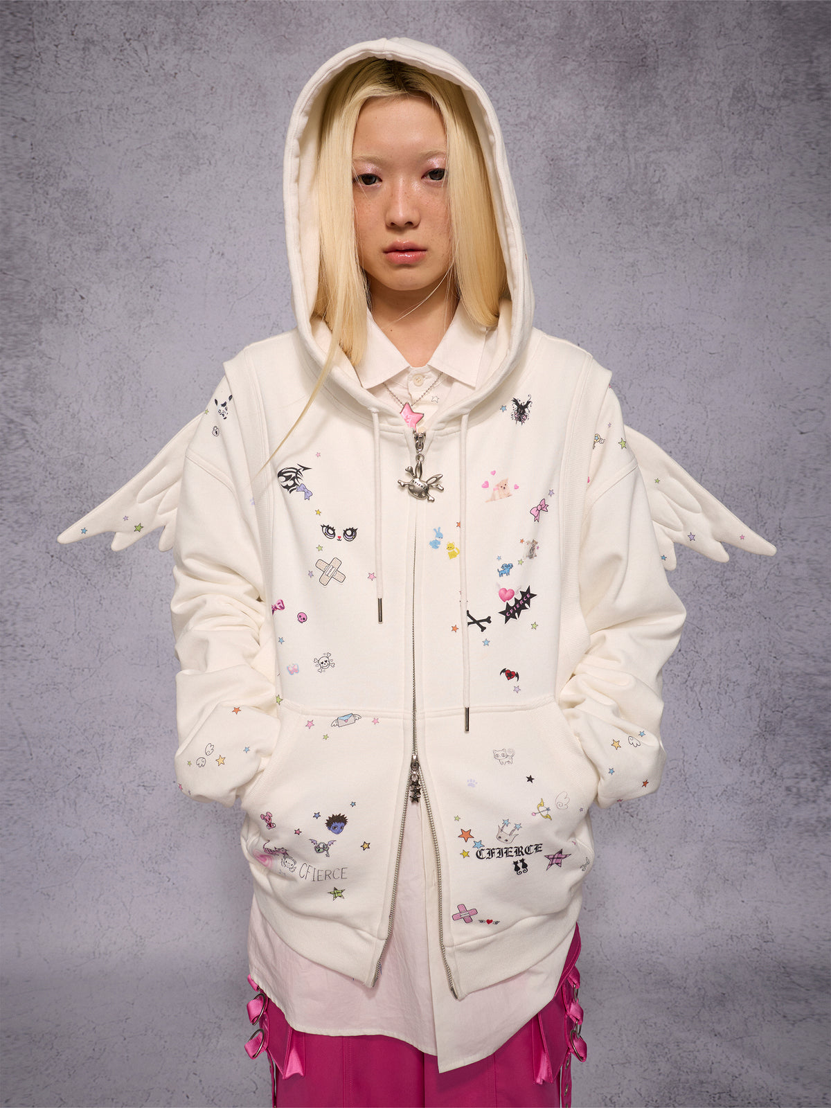 STICKER LAYERED WING HOODIE