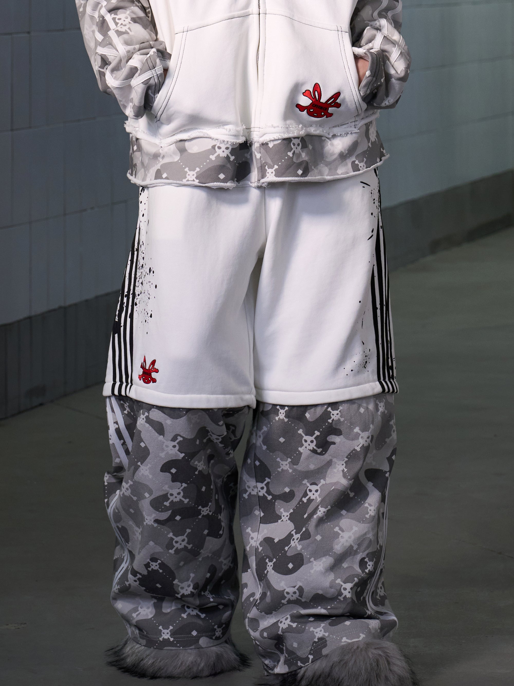 TWO WAY SPORTY BUNNY SWEAT PANTS