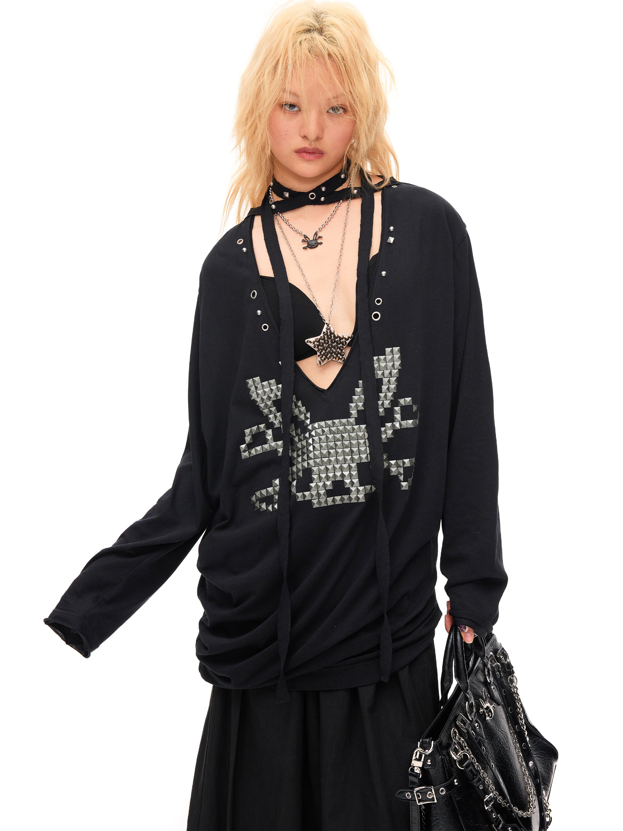 RIVETED CF BUNNY SKULL DEEP V-NECK TOP