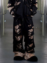 Load image into Gallery viewer, LEOPARD DESTROYED SWEAT PANTS
