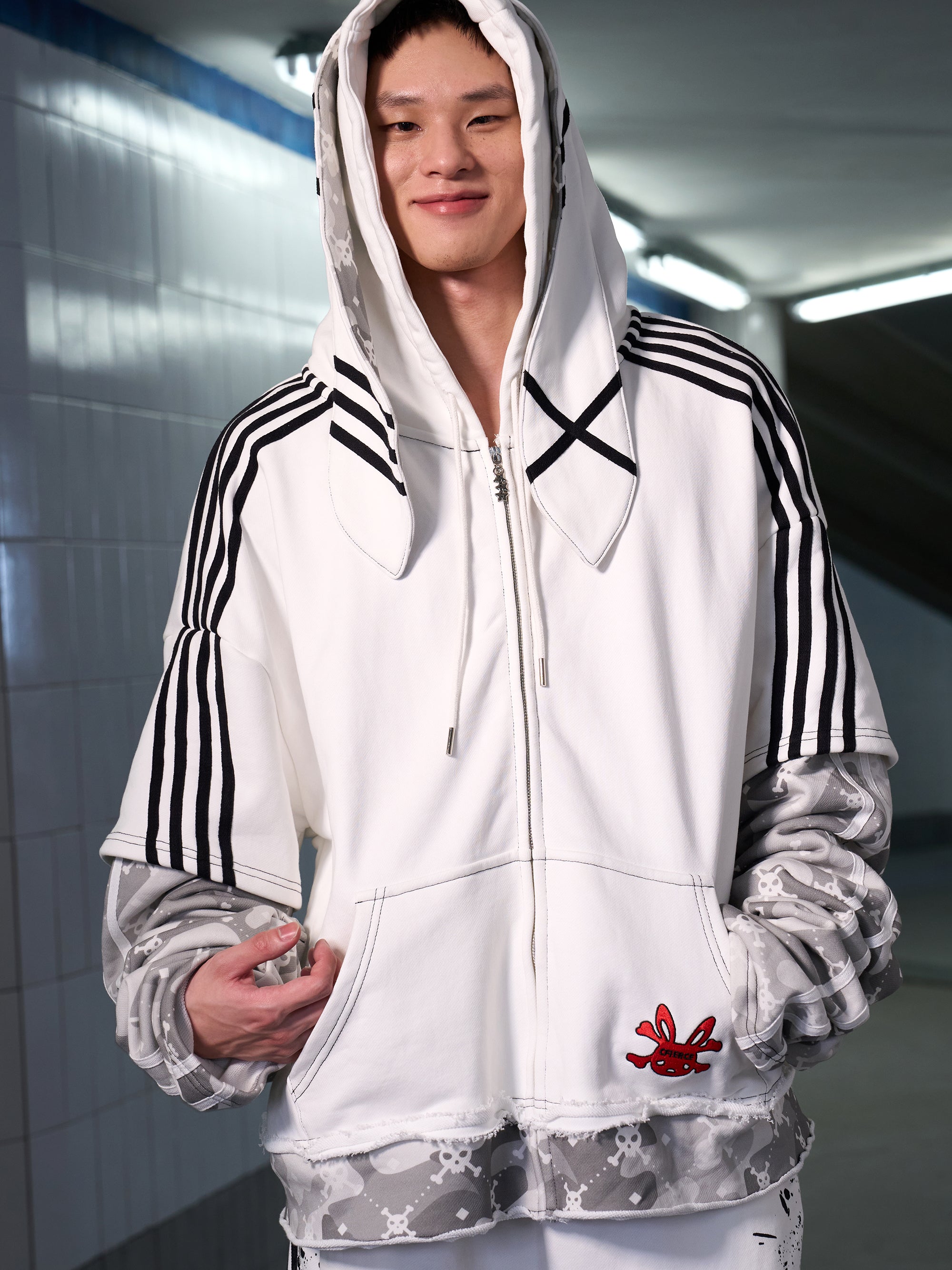 ELONGATED SPORTY BUNNY HOODIE