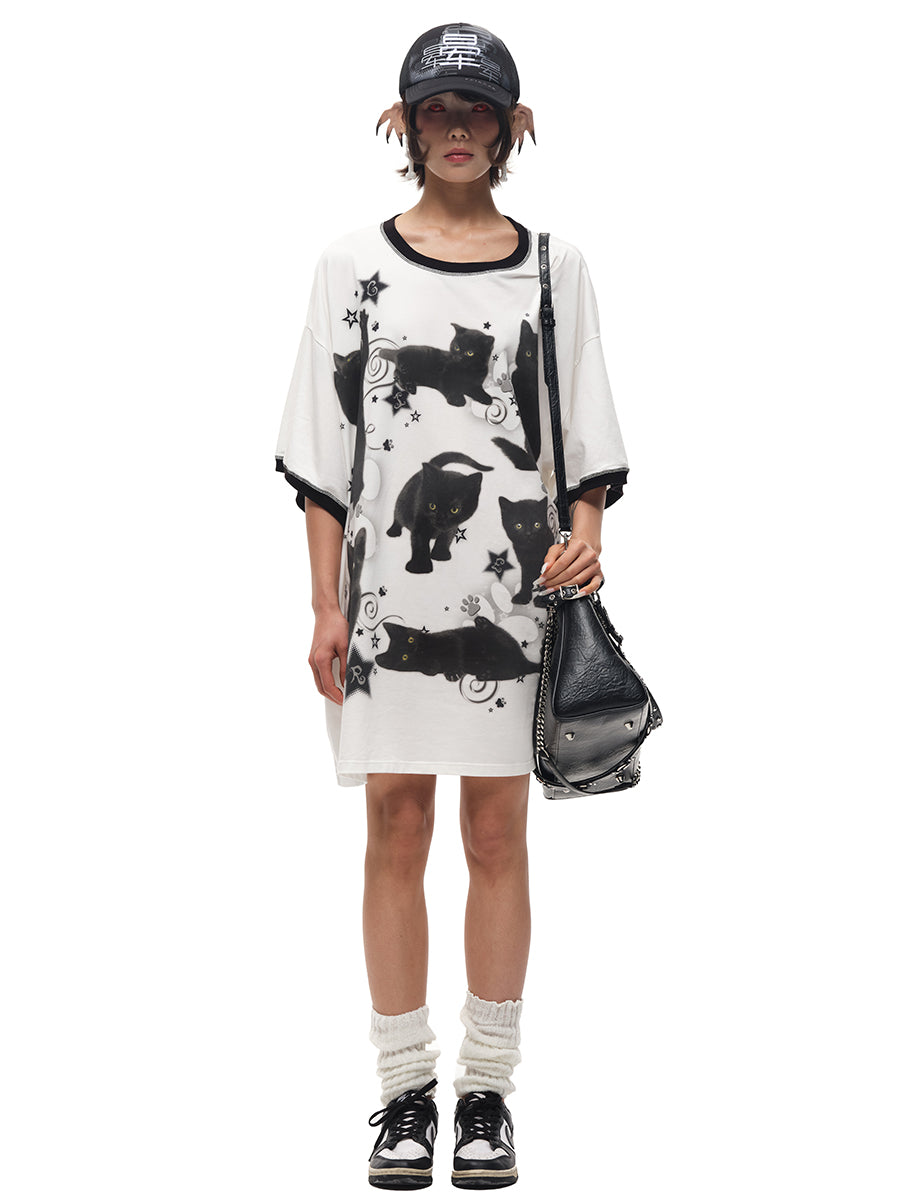 MAGIC KITTY OVERSIZED T-SHIRT