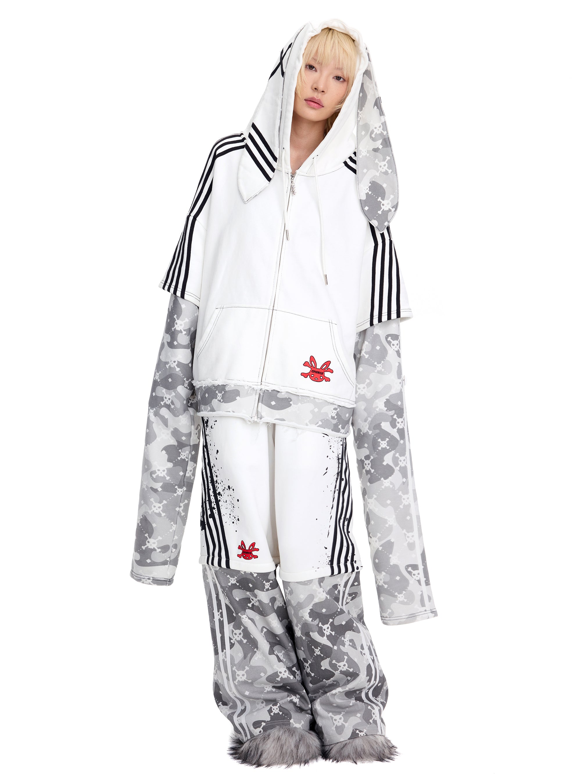 ELONGATED SPORTY BUNNY HOODIE