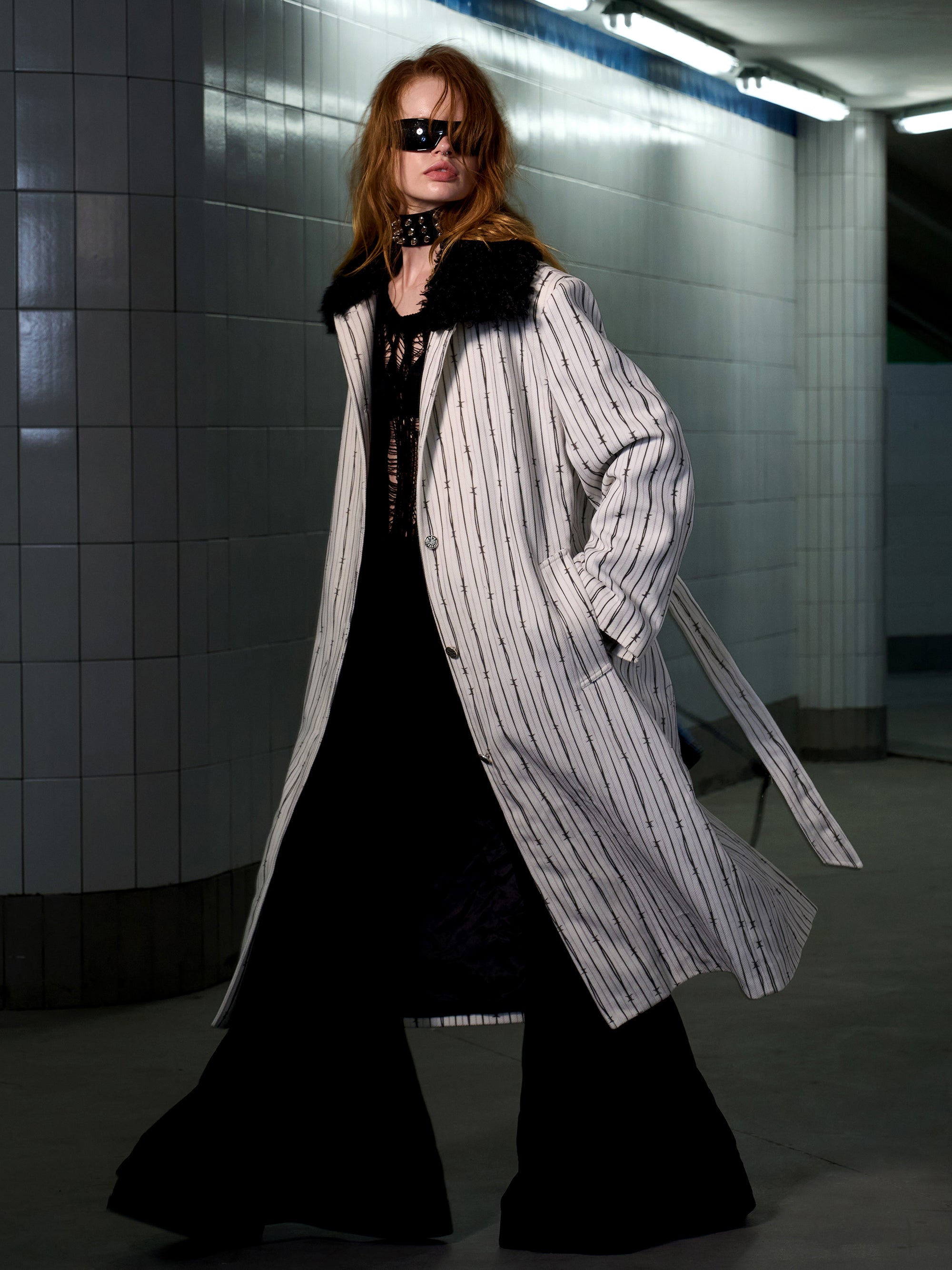 THORN-STRIPED PATCH-FUR COLLAR COAT