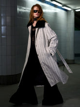 Load image into Gallery viewer, THORN-STRIPED PATCH-FUR COLLAR COAT

