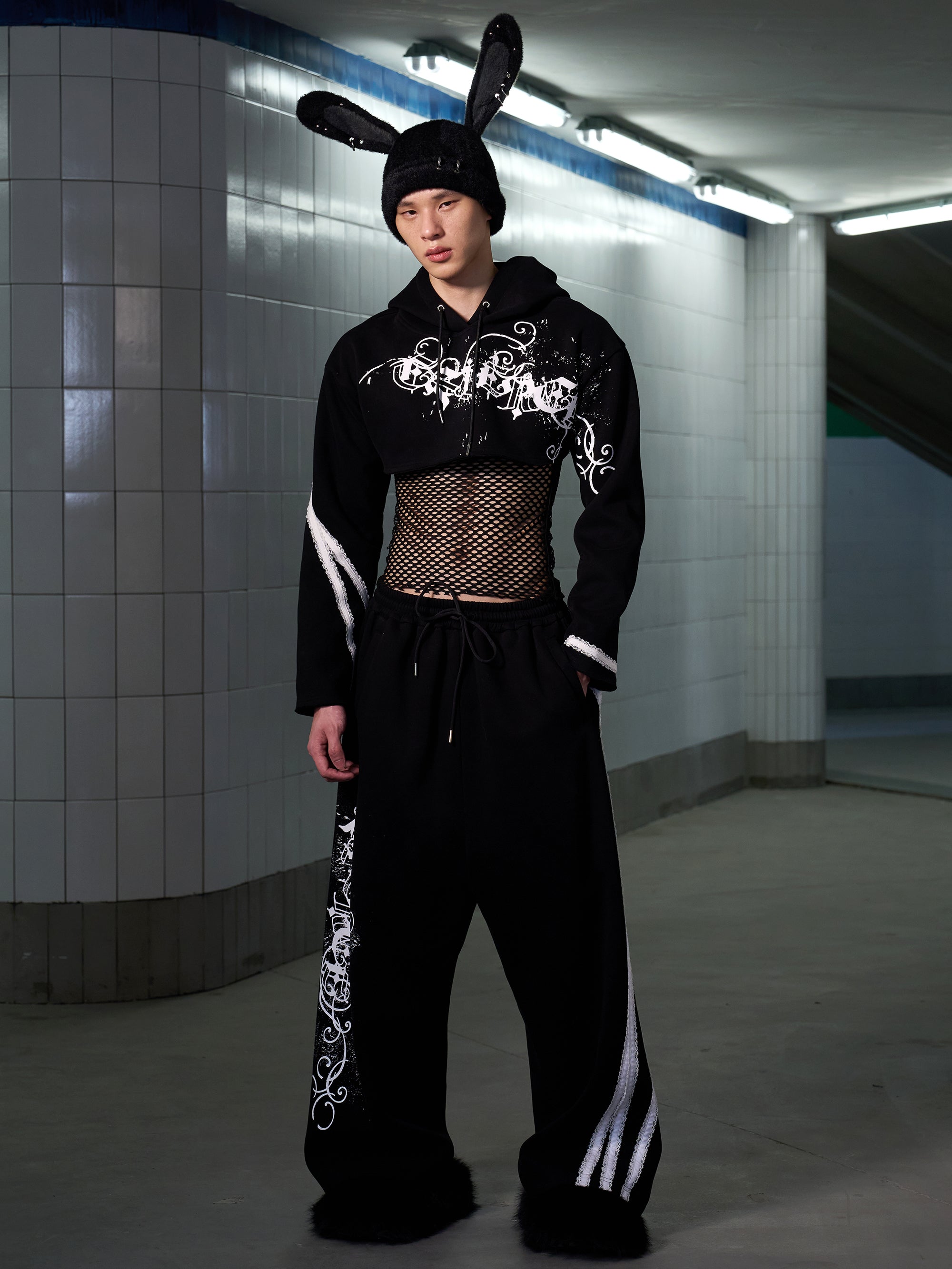 GRAFFITI FAKE TWO PIECES HOODIE