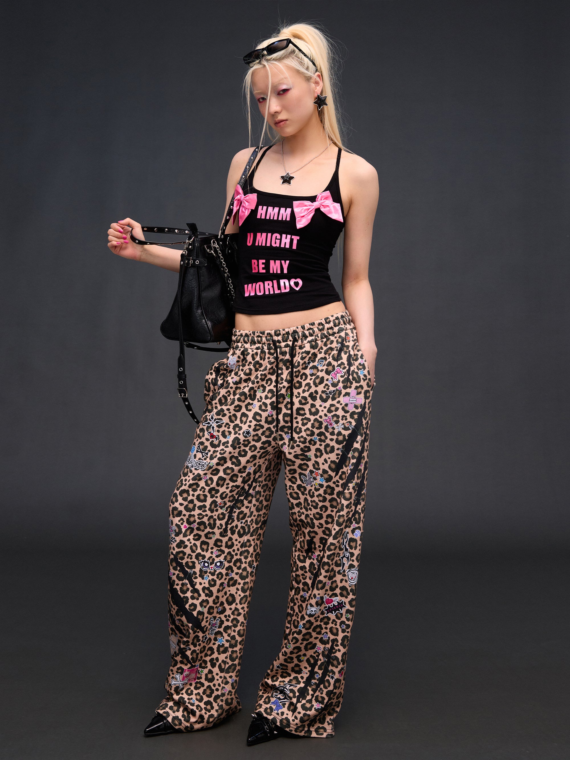 LEOPARD STICKER SWEATPANTS