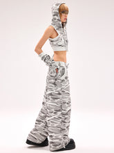Load image into Gallery viewer, TOTEM CAMO SWEATPANTS
