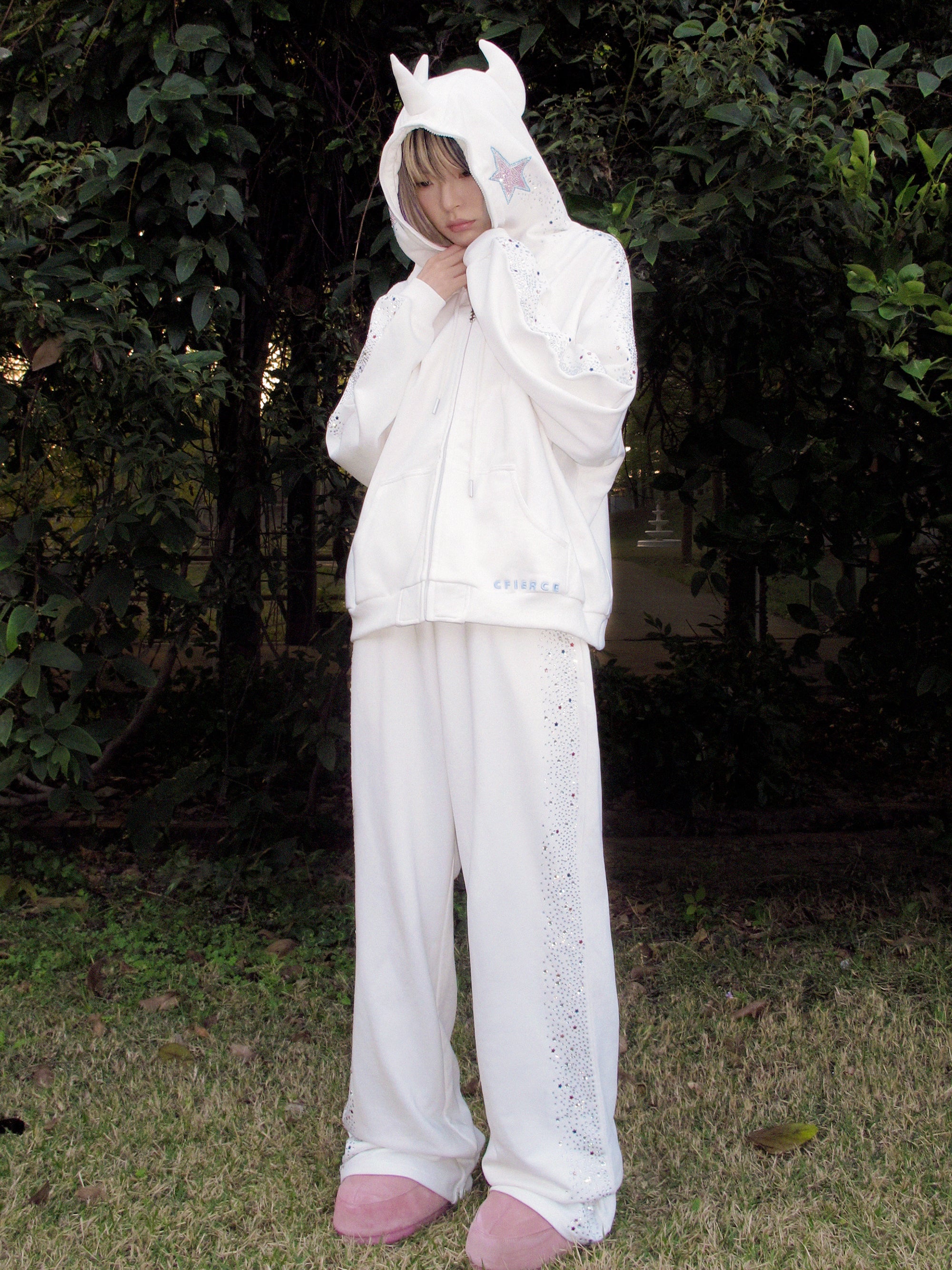 CRYING UNICORN SWEATPANTS