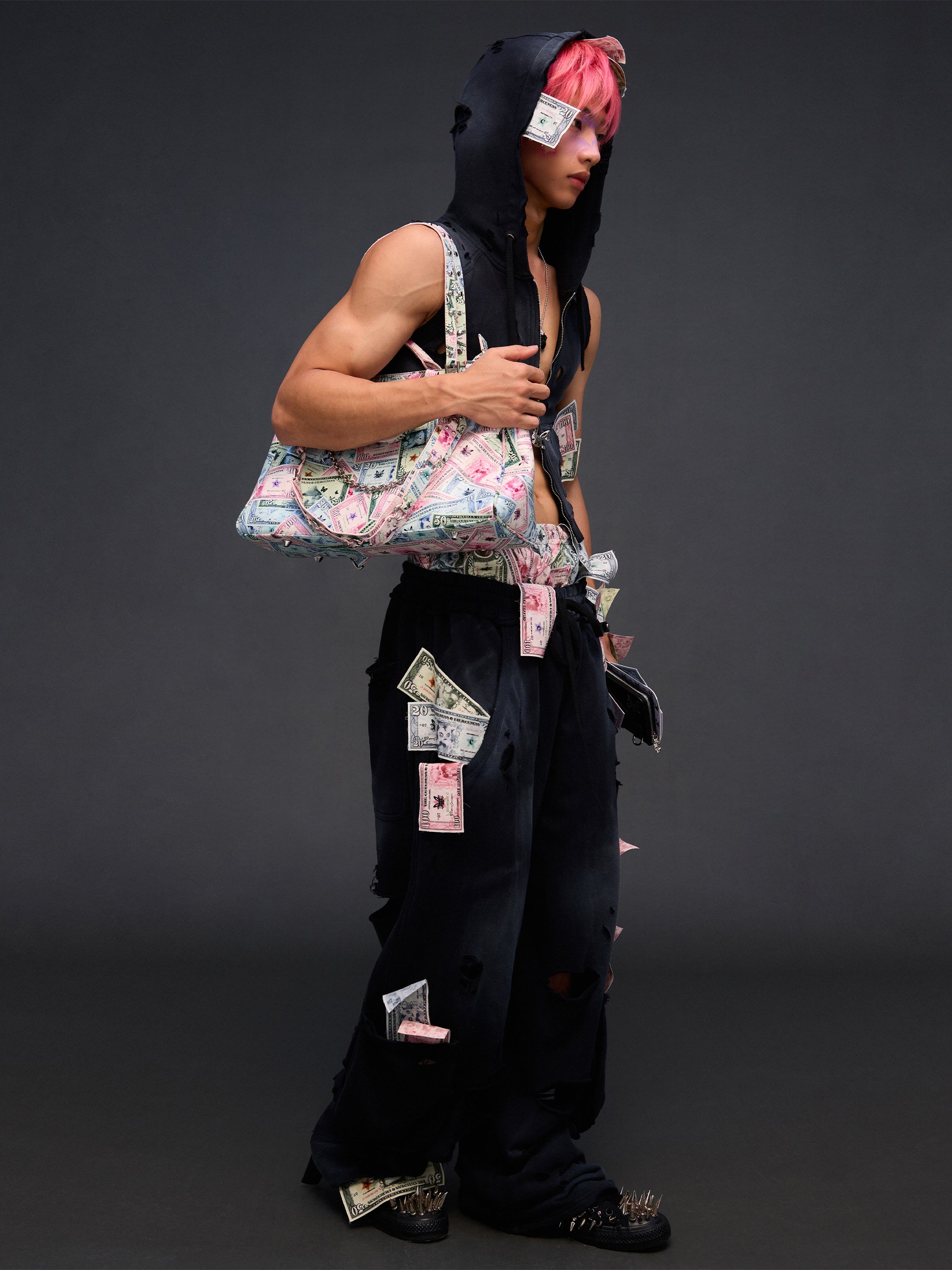 CASH RIPPED SWEATPANTS