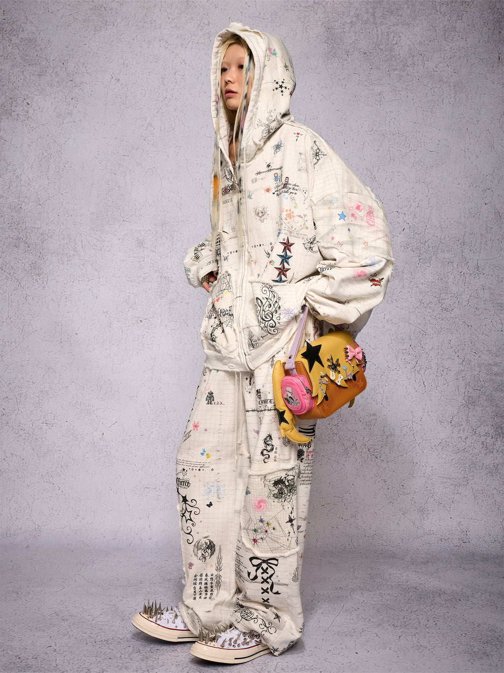 TORN SKETCH DISTRESSED HOODIE