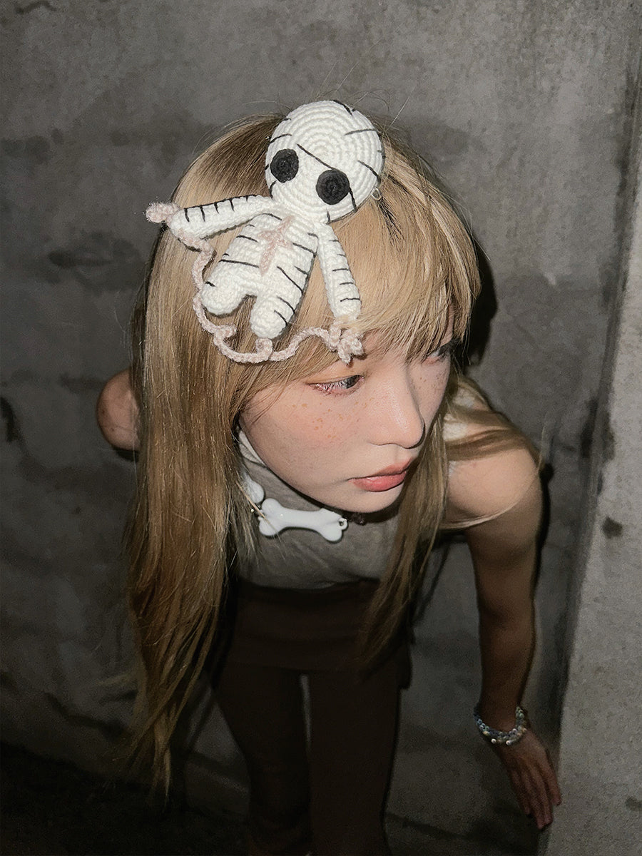 MUMMY HAIRPIN