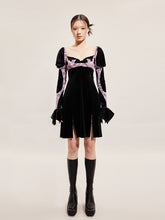 Load image into Gallery viewer, BLACK VELVET DRESS WITH LACE
