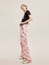 Load image into Gallery viewer, STRAWBERRY PRINT JEANS
